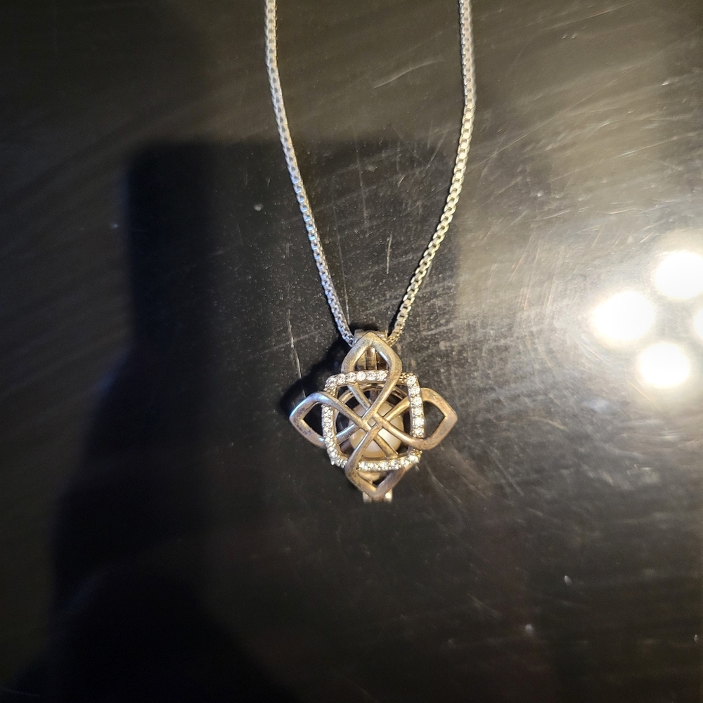 2/$30 - Vantel Pearls Light Pearl Necklace (4)